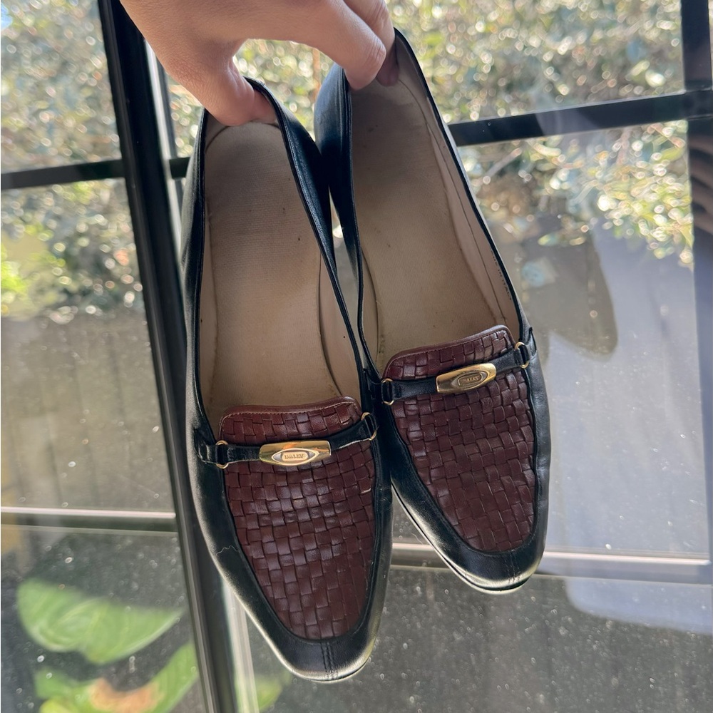 Bally two toned woven leather loafers